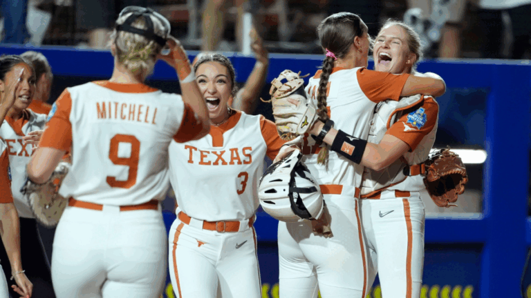 Women's College World Series: Texas wins controversial Game 1 with go-ahead hit on attempted intentional walk