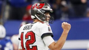 Ranking top 10 seasons for 40-year-old quarterbacks: Can Aaron Rodgers pull off Tom Brady-like Super Bowl run?