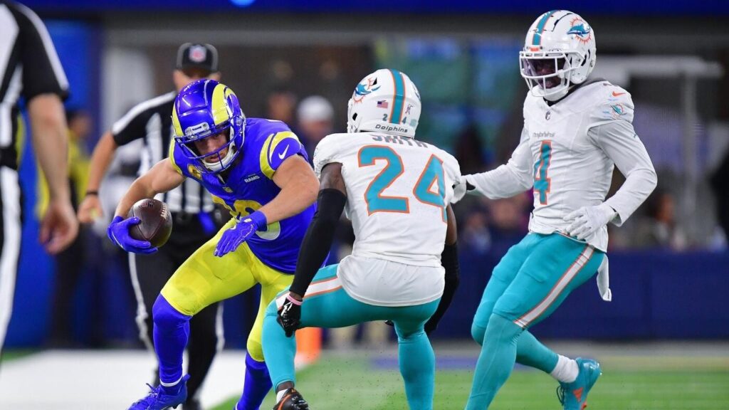 Dolphins cornerbacks 'look extremely good' in minicamp despite Jalen Ramsey's absence, Jaylen Waddle says