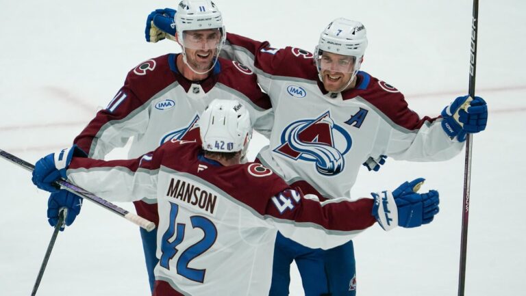 NHL free agency tracker: Brock Nelson signs three-year extension to remain with Avalanche