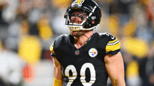 Two AFC North stars skipping mandatory minicamp, plus full Aaron Rodgers contract details