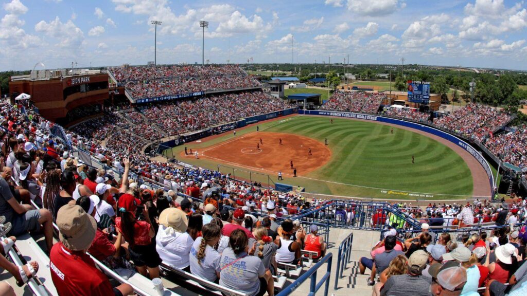 Women's College World Series schedule 2025: Scores, schedule, bracket, TV times for NCAA softball tournament