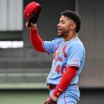 Willson Contreras calls out Brewers dugout after collision at first base leads to interesting exchange