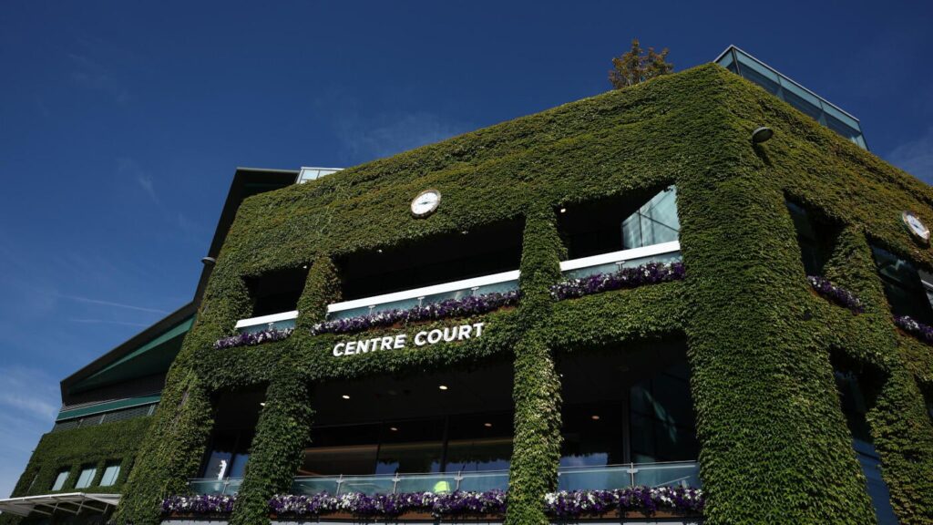 2025 Wimbledon predictions, odds, picks: Can Carlos Alcaraz win the tournament for a third consecutive year?