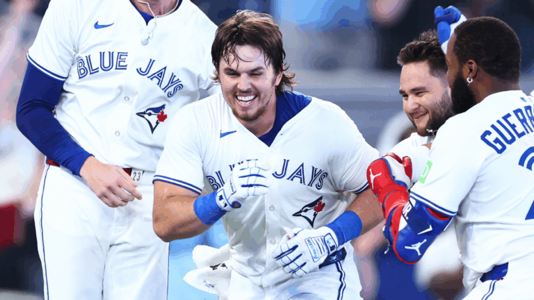 Blue Jays surge into tie with the Yankees atop the AL East behind supporting cast on offense