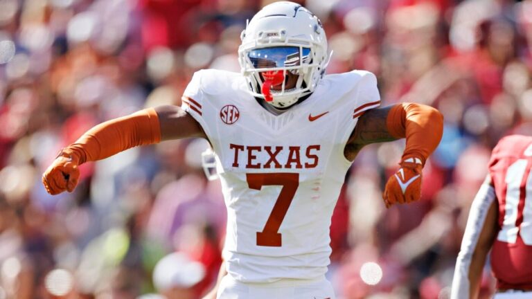 Broncos DB Jahdae Barron inks rookie contract, leaving just one first-round pick unsigned from 2025 NFL Draft