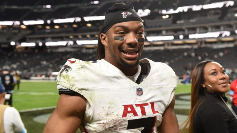 Falcons RB Bijan Robinson explains that everyone is pronouncing his name wrong