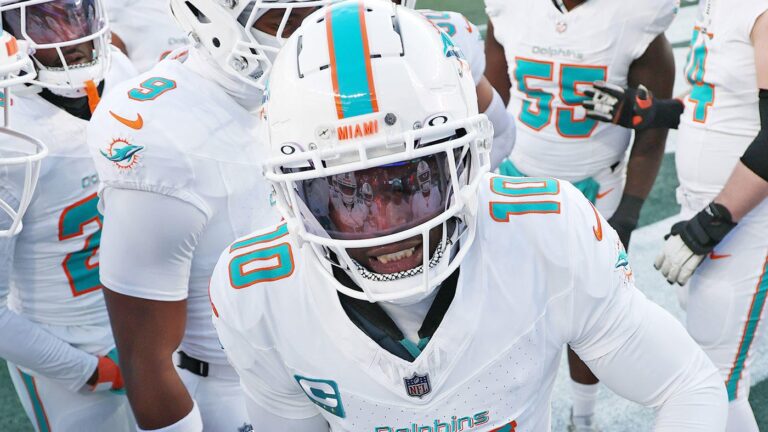 Fantasy Football Strategy: How to draft from No. 4 overall in PPR leagues; full results, favorite picks, more