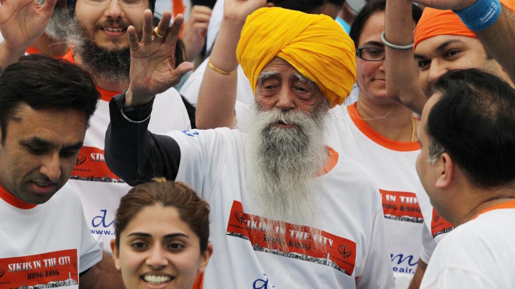 Fauja Singh, world's oldest marathon runner, dies at 114 after being hit by car in India