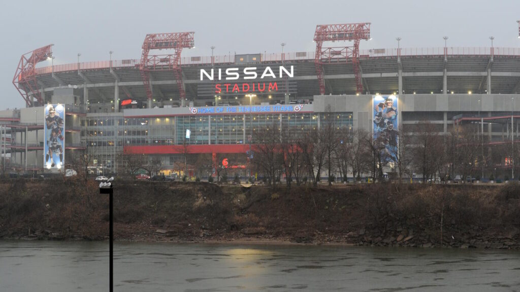 Work on Titans' new stadium stopped after discovery of noose at construction site, investigation underway