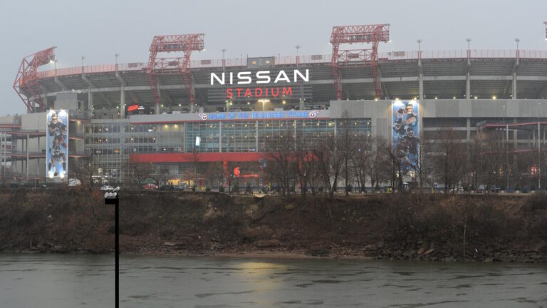 Work on Titans' new stadium stopped after discovery of noose at construction site, investigation underway