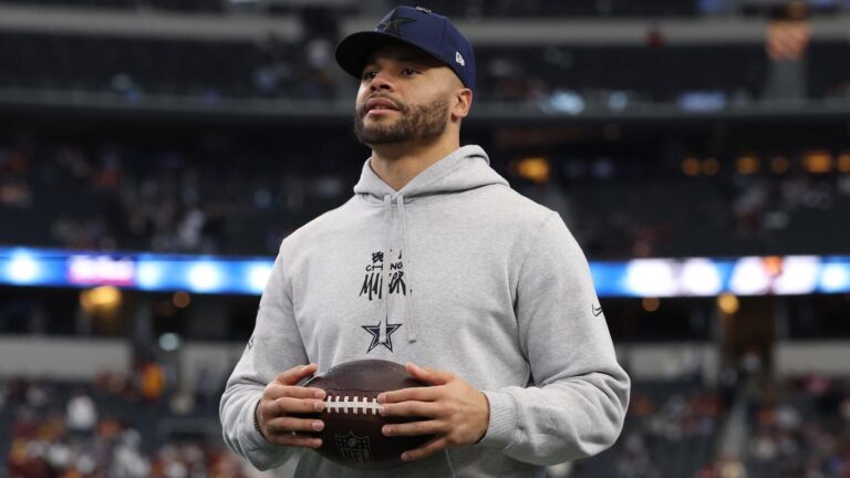 Dak Prescott wants resolution between Micah Parsons, Cowboys 'sooner rather than later'