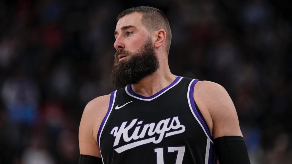 Jonas Valančiūnas trade: Nuggets acquire center from Kings despite his interest in playing overseas