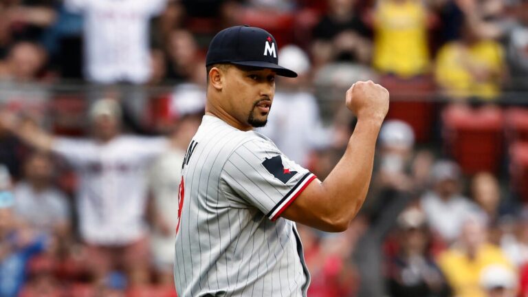 Mets, Phillies bolster bullpens ahead of MLB trade deadline; Dolphins defense in flux with Kader Kohou injury