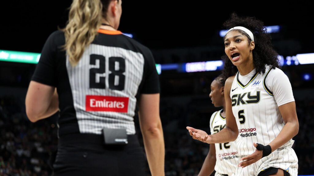 Angel Reese slaps clipboard from Sky coach's hand, responds to backlash: 'Not happening again'