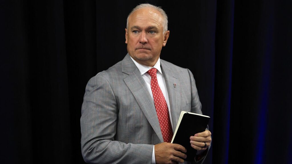 Texas Tech's Joey McGuire challenges Brian Kelly, LSU to schedule home-and-home series amid playoff debate