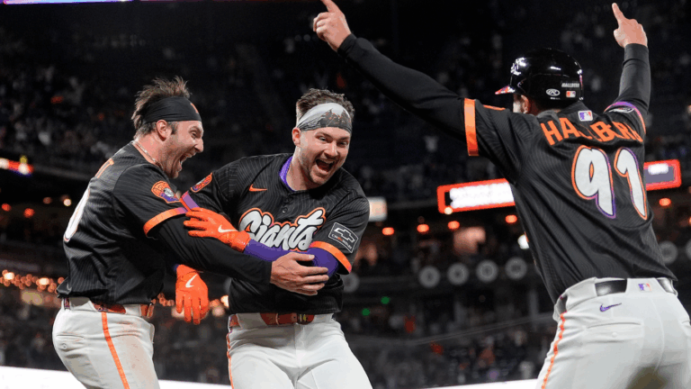 WATCH: Giants stun Phillies on Patrick Bailey's improbable walk-off, inside-the-park three-run home run