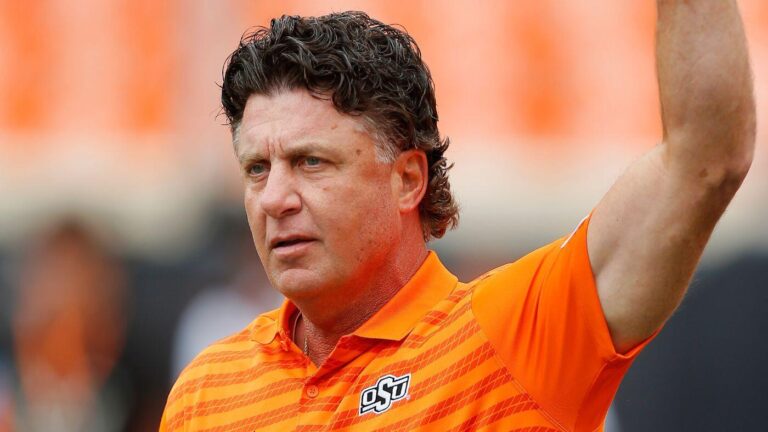 Oklahoma State's Mike Gundy laughs off 'EA Sports College Football 26' video game appearance