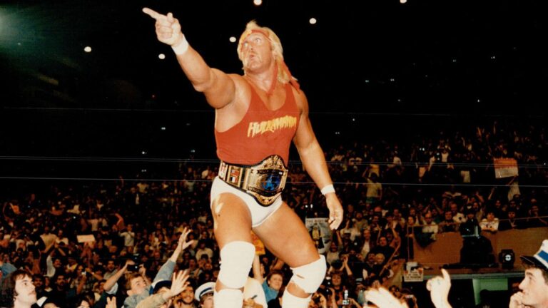 Hulk Hogan dies at 71; Raiders make stunning release; Jets escape devastating injury