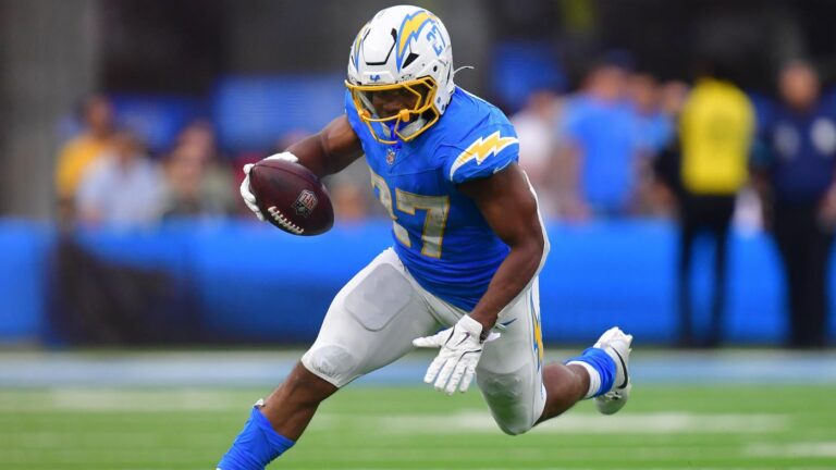 Dynasty Fantasy Football Running Back Rankings: Movement in Denver and Houston shakes things up