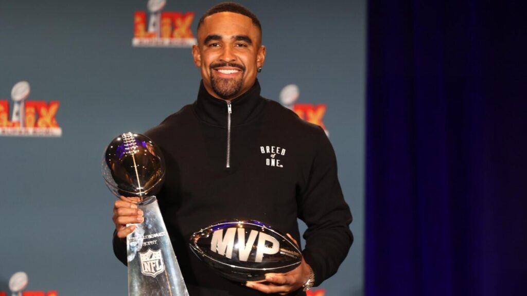 Is Jalen Hurts disrespected among his peers? Why winning is all that matters to QB as Eagles attempt SB repeat