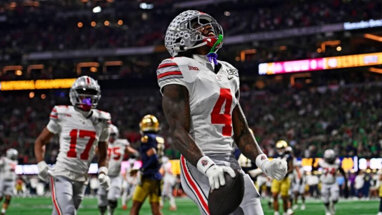 From Ohio State's WRs to Texas' EDGEs: A college football superteam built from the FBS's best position groups