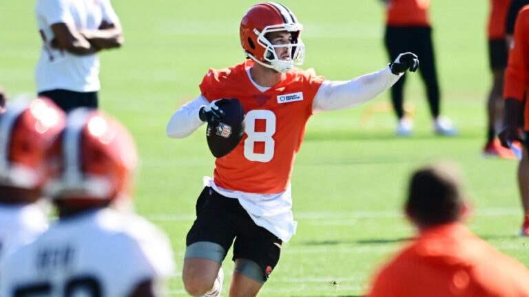 Aaron Rodgers addresses Terry Bradshaw's negative comments, plus training camp takeaways from the weekend