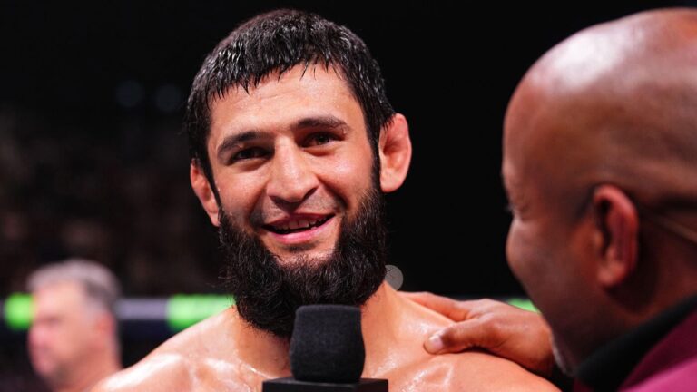 UFC 319 -- Dricus du Plessis vs. Khamzat Chimaev: Fight card, date, odds, location, rumors, complete guide
