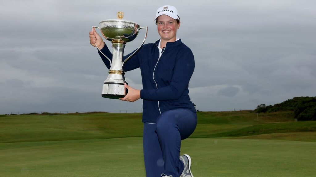 Former top amateur Lottie Woad wins Women's Scottish Open in professional debut on LPGA Tour
