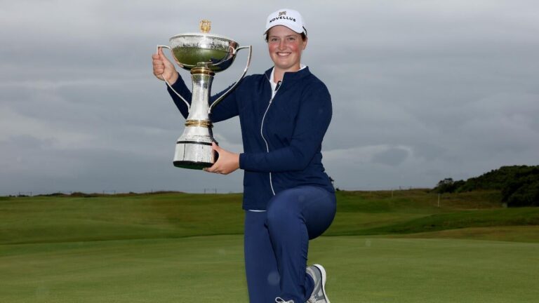 Former top amateur Lottie Woad wins Women's Scottish Open in professional debut on LPGA Tour