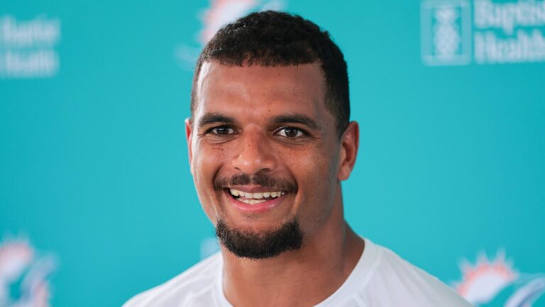 Back with Dolphins again, Minkah Fitzpatrick reflects on Steelers trade, social media silence