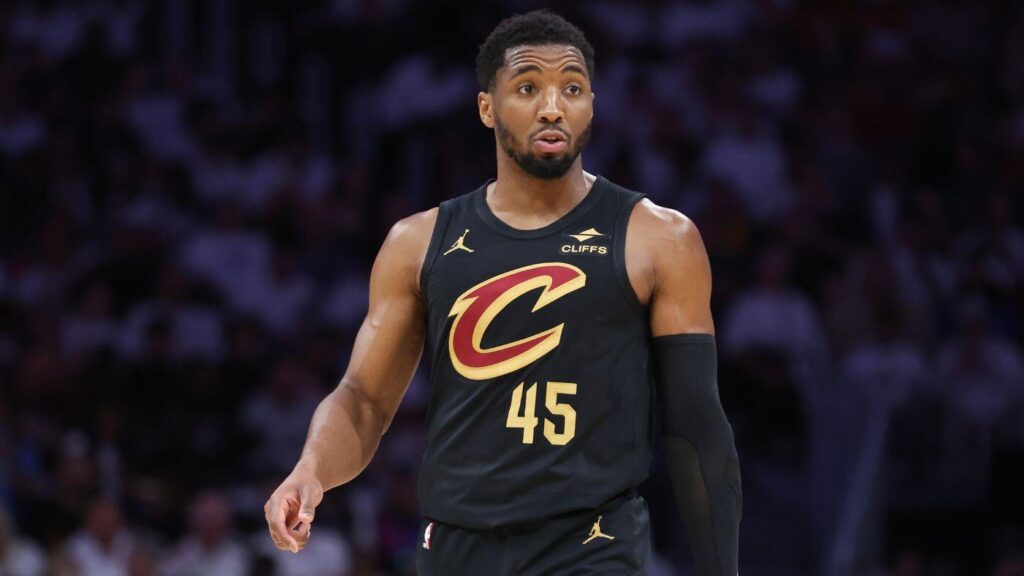 Donovan Mitchell eschews comparisons to LeBron James-Kyrie Irving Cavaliers, vows to 'do it differently'