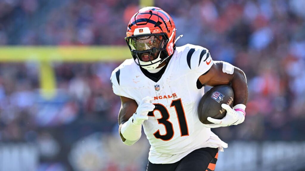 Bengals release Zack Moss: Veteran RB was attempting comeback from broken neck suffered in 2024