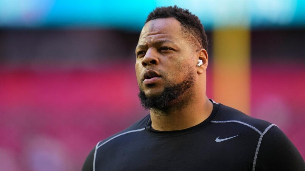 Ndamukong Suh retires: Longtime All-Pro DT officially calls it a career three years after last snap