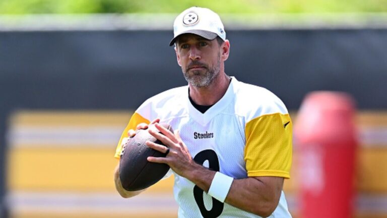 Ranking the greatest quarterbacks of all time: Where Steelers QB Aaron Rodgers currently ranks on the list