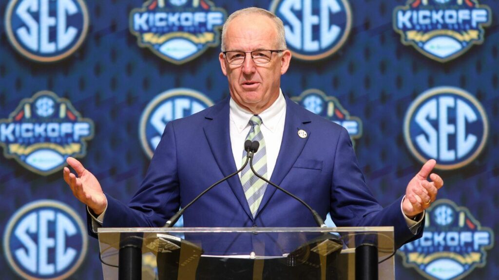 Greg Sankey jabs at Penn State's James Franklin, Big Ten after coach's SEC comments