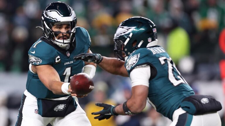 2025 Fantasy football positional rankings: Model's top NFL QB, WR, RB, TE, kicker, defense picks