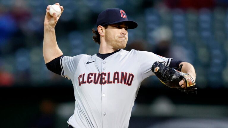 Shane Bieber trade: Blue Jays add former Cy Young winner from Guardians at MLB trade deadline