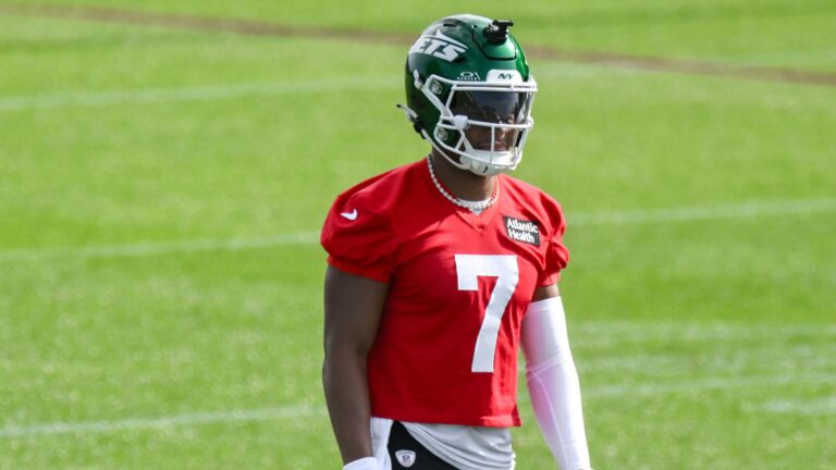 Justin Fields injured at Jets Training Camp: Here's what it means for your Fantasy Football drafts in 2025