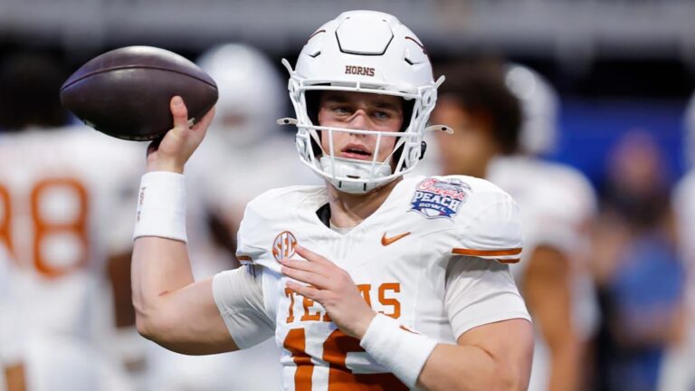 Texas legend Bijan Robinson gives Arch Manning advice ahead of Longhorns' showdown vs. Ohio State