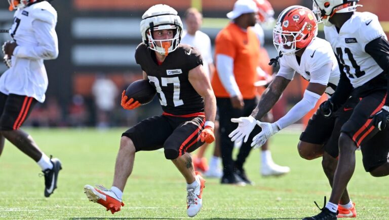 Browns have been unable to guard undrafted camp standout, per report