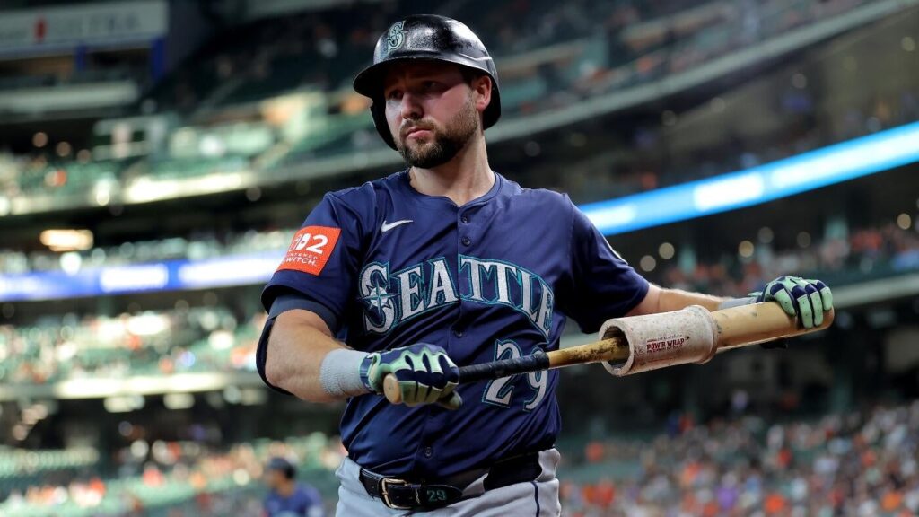 Free MLB player props, odds for August 5: Use Cal Raleigh and Jose Ramirez in Tuesday MLB props