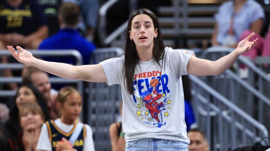 Caitlin Clark injury: Why WNBA legend Lisa Leslie would shut Fever star down for season -- including playoffs