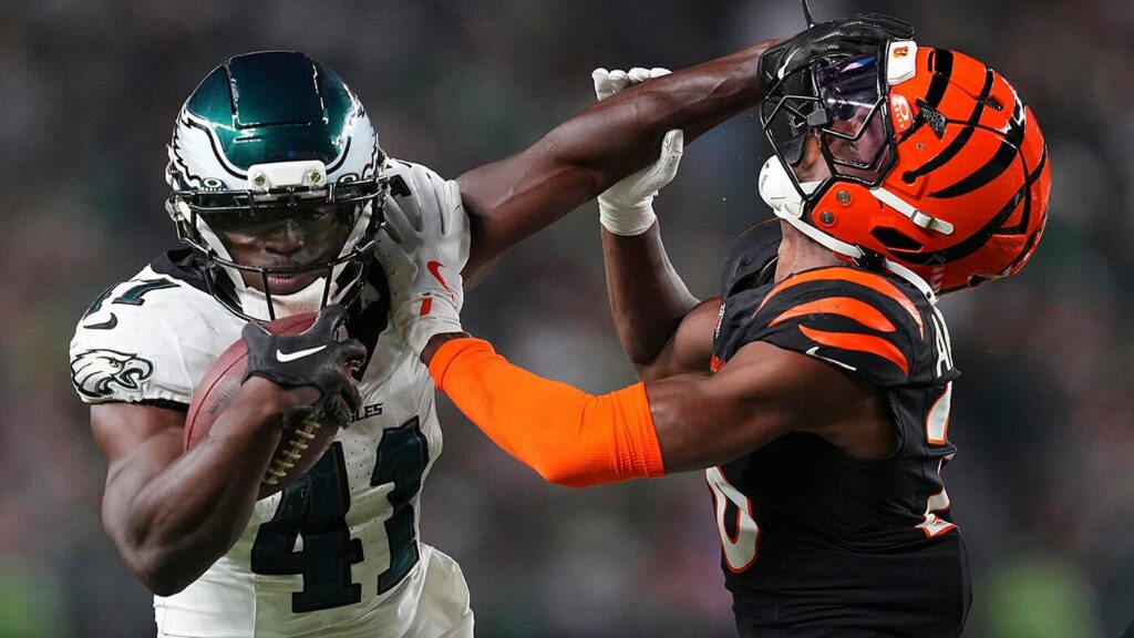 Darius Cooper stars in debut: Can undrafted rookie make way onto Eagles' 53-man roster?