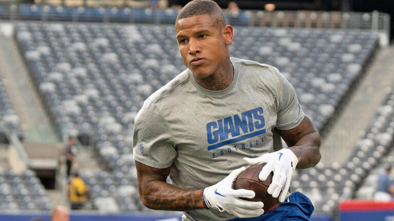 Dolphins activate Darren Waller off PUP list, Miami tight end to join practice 'sooner rather than later'