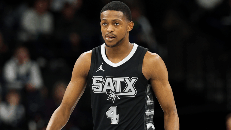 De'Aaron Fox contract: Three big-picture questions for Spurs after signing star guard to max extension