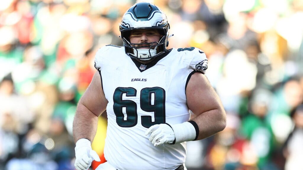 Landon Dickerson injury: Exploring Eagles' options along offensive line if Pro Bowl LG isn't ready for Week 1