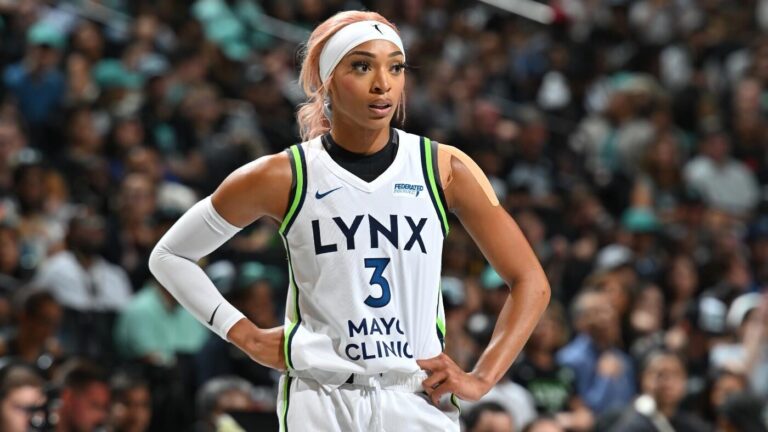 Liberty vs. Lynx odds, how to watch, predictions: 2025 WNBA picks, props for Saturday, August 16