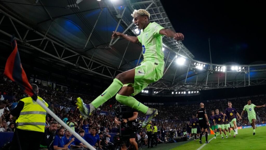 Barcelona storm back from 2-0 deficit, beat Levante in thriller with Lamine Yamal delivering devastating cross
