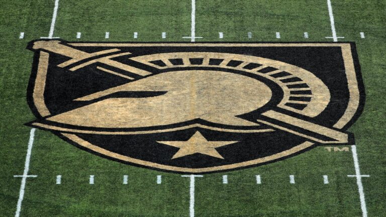 Army safety Larry Pickett Jr. rescues man from burning vehicle two days after first collegiate game appearance